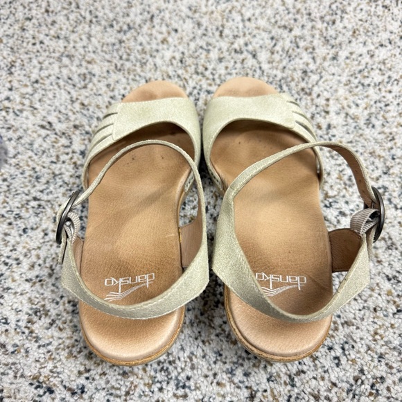 Dansko Marlow Sandal Womens 38 Oyster Washed Leather Tan Open Toe Shoe Heeled - Picture 5 of 9